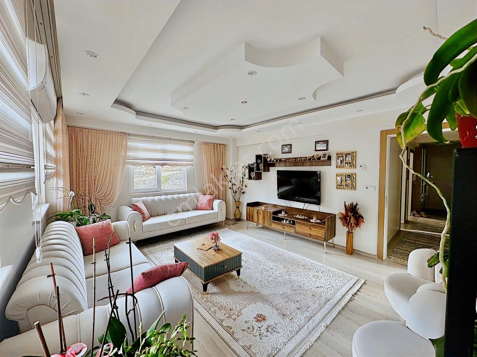 Çakmak'ta Ebeveyn Banyolu 3+1 140 M2 Daire - Görsel 9