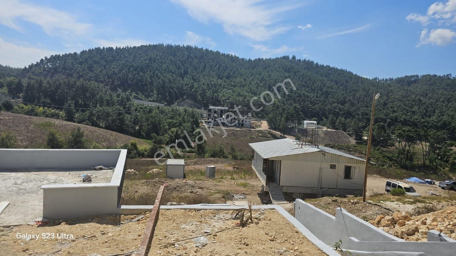 Yayladagının En Degerli Mahellesinde Müstakil Yeni Ev - Görsel 11