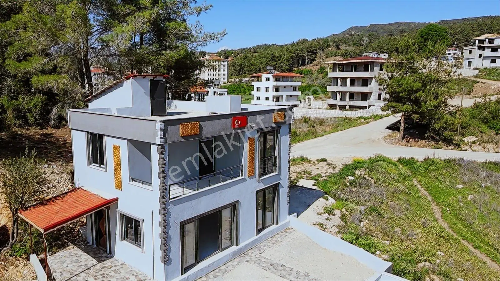 Yayladagının En Degerli Mahallesinde Müstakil Yeni Ev