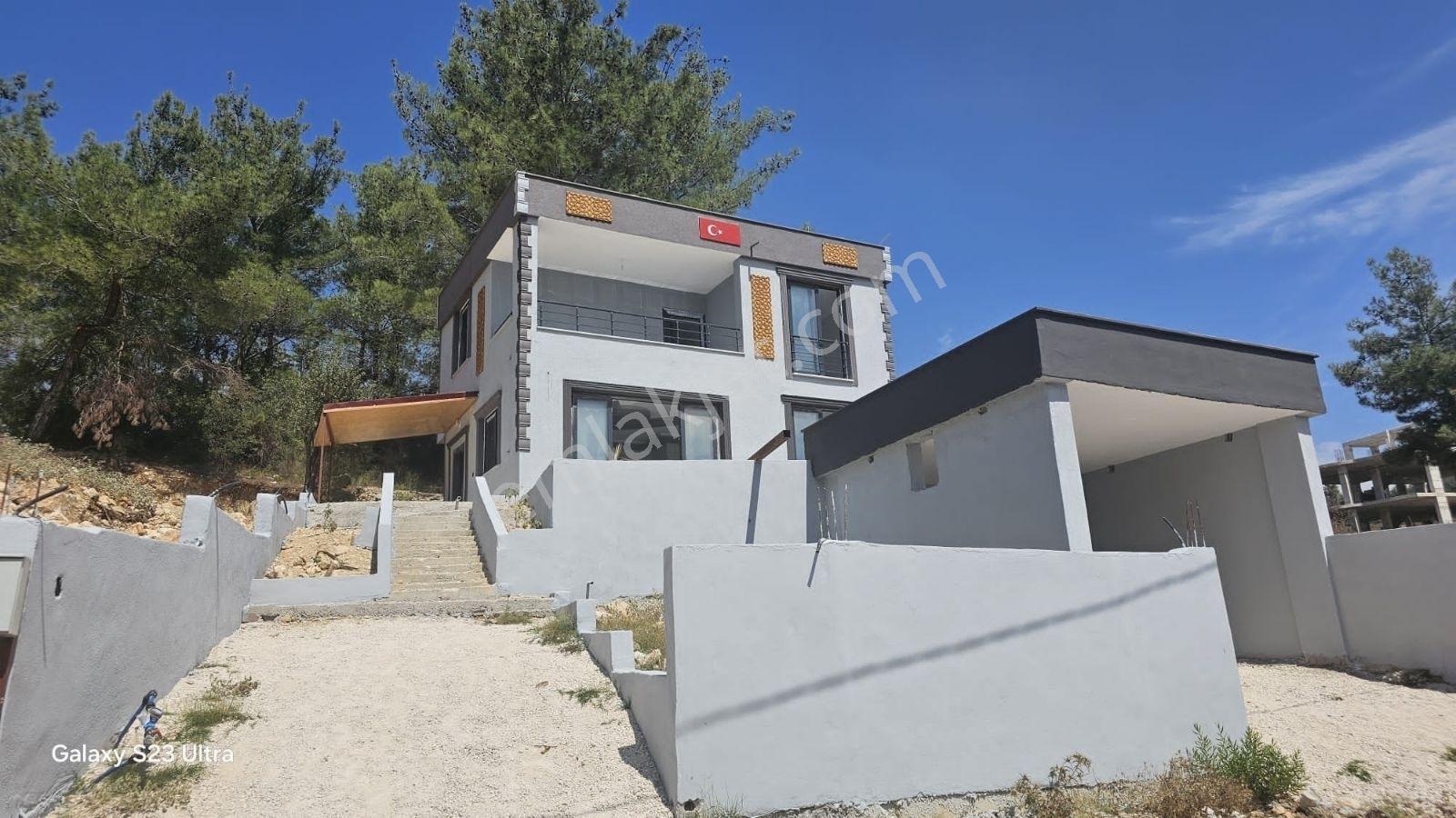 Yayladagının En Degerli Mahallesinde Müstakil Yeni Ev - Görsel 11