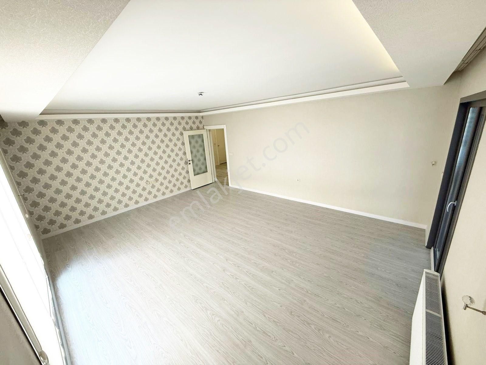 Etlik'te Üst Segment 4+1 Modern Tasarımlı Daire - Görsel 28