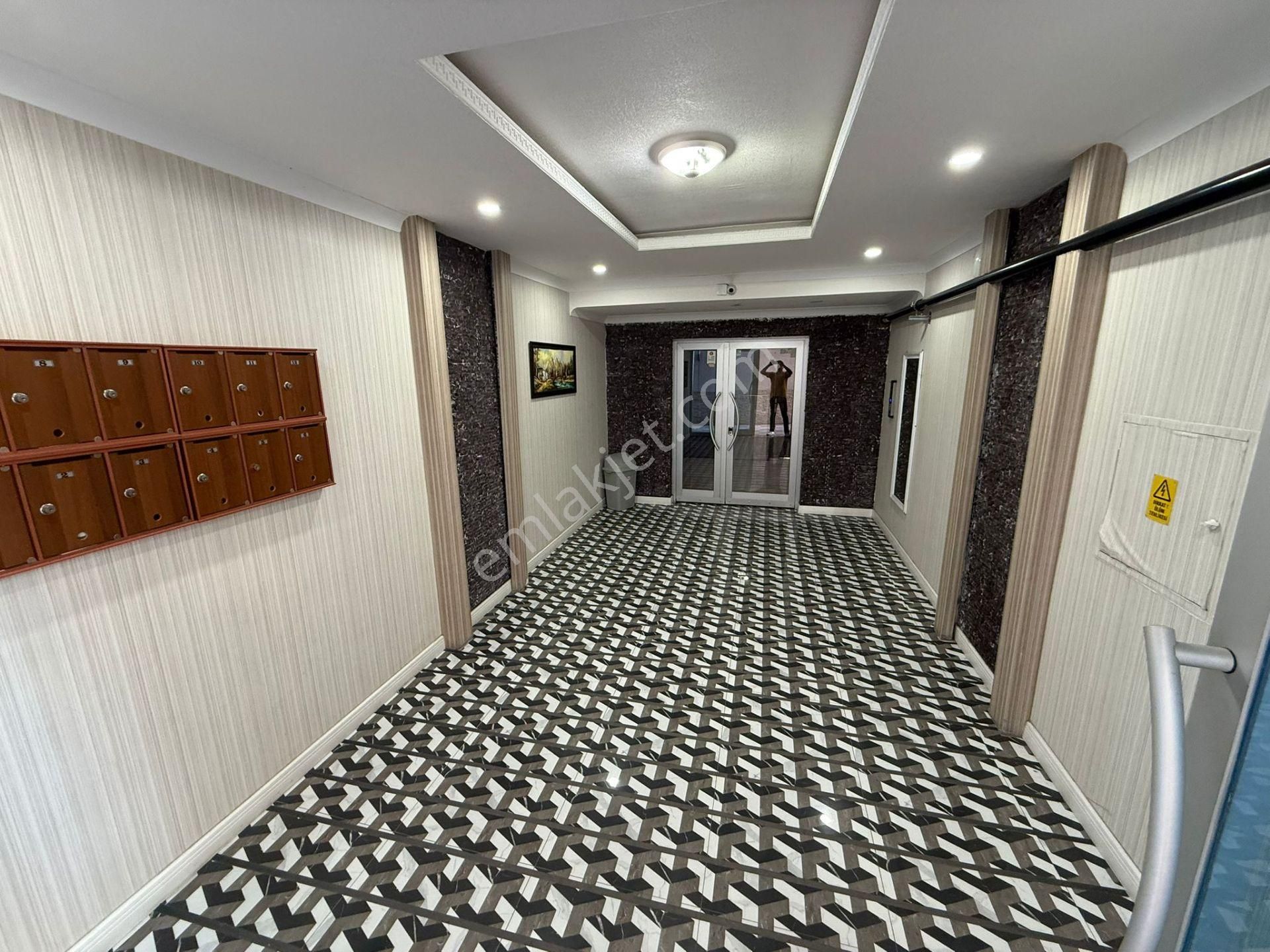 Etlik'te Üst Segment 4+1 Modern Tasarımlı Daire - Görsel 34