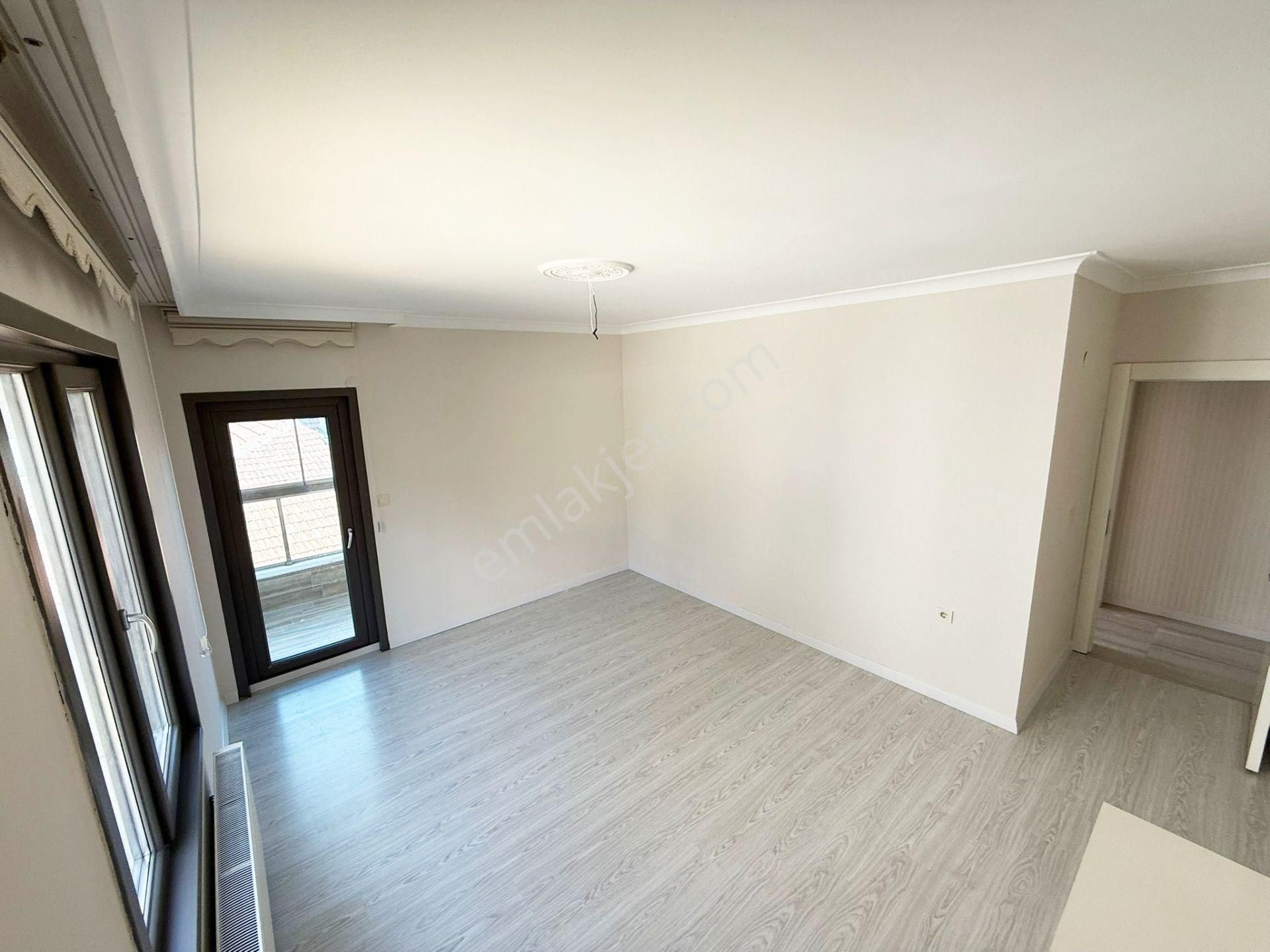 Etlik'te Üst Segment 4+1 Modern Tasarımlı Daire - Görsel 17