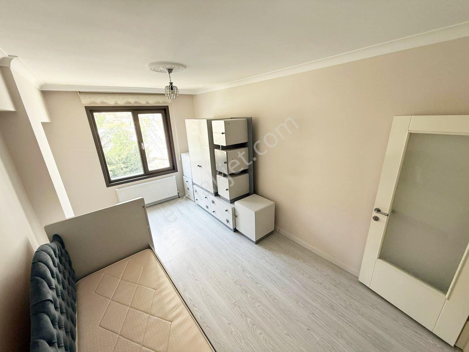 Etlik'te Üst Segment 4+1 Modern Tasarımlı Daire - Görsel 23