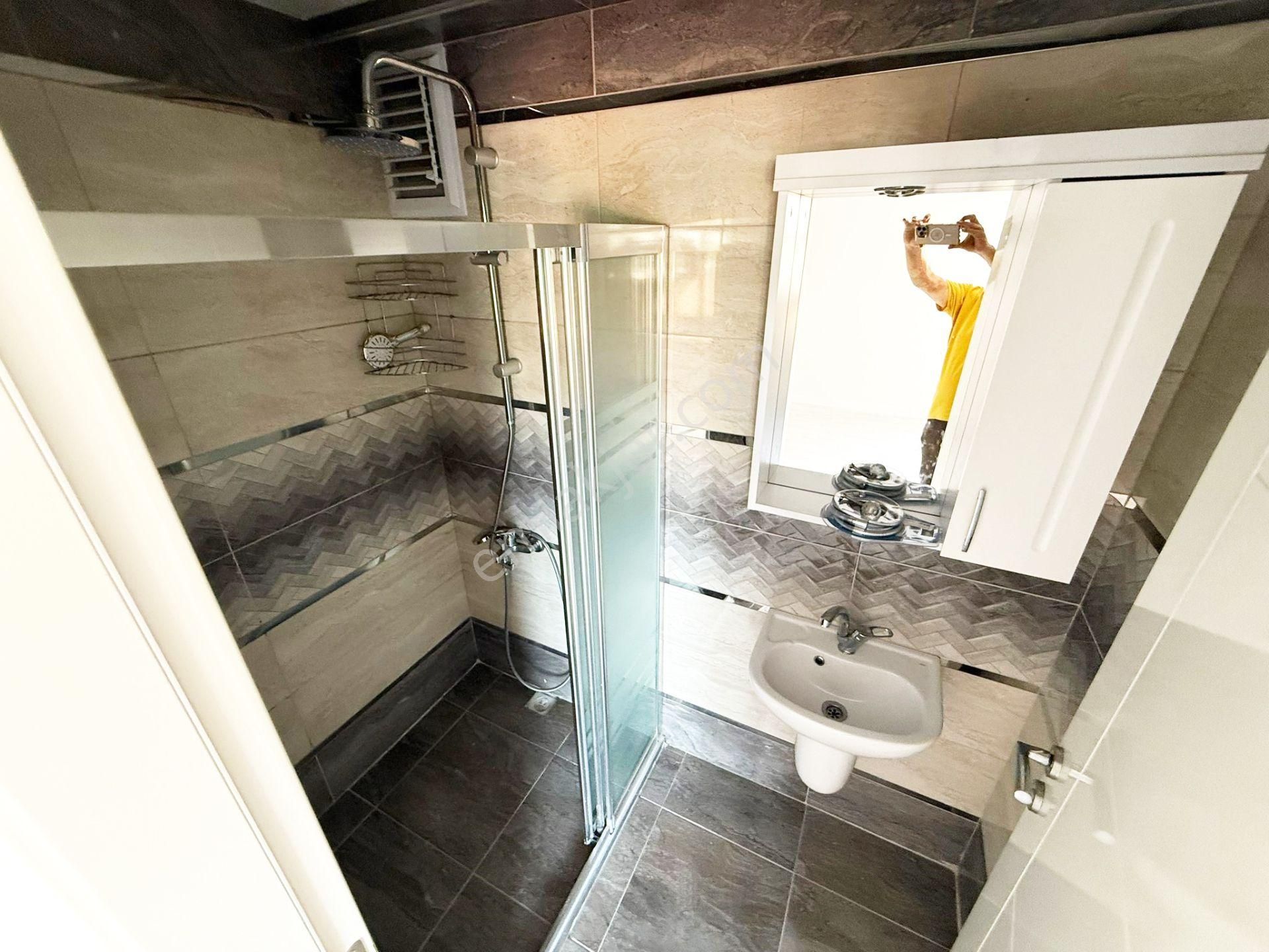 Etlik'te Üst Segment 4+1 Modern Tasarımlı Daire - Görsel 11