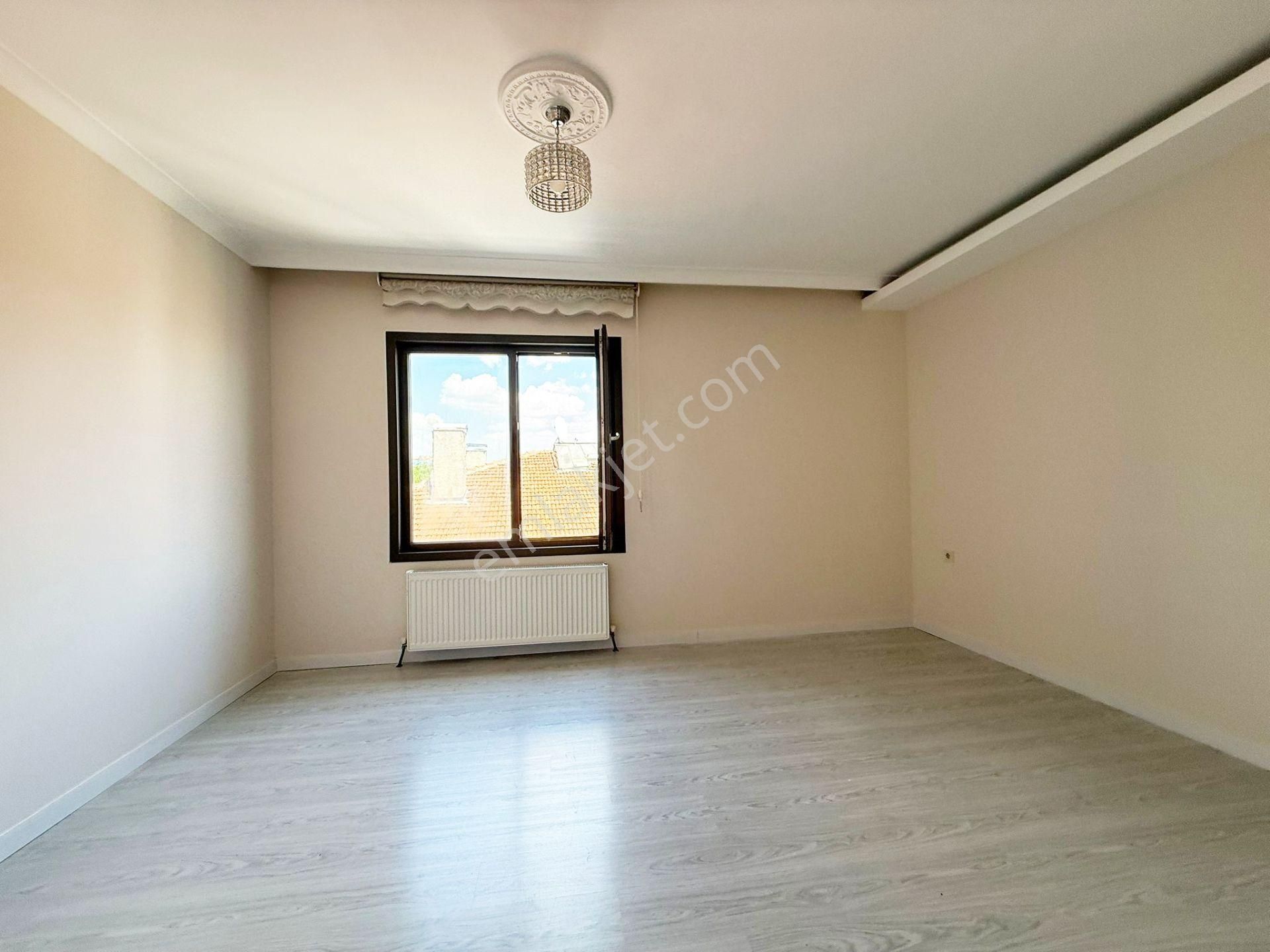 Etlik'te Üst Segment 4+1 Modern Tasarımlı Daire - Görsel 16