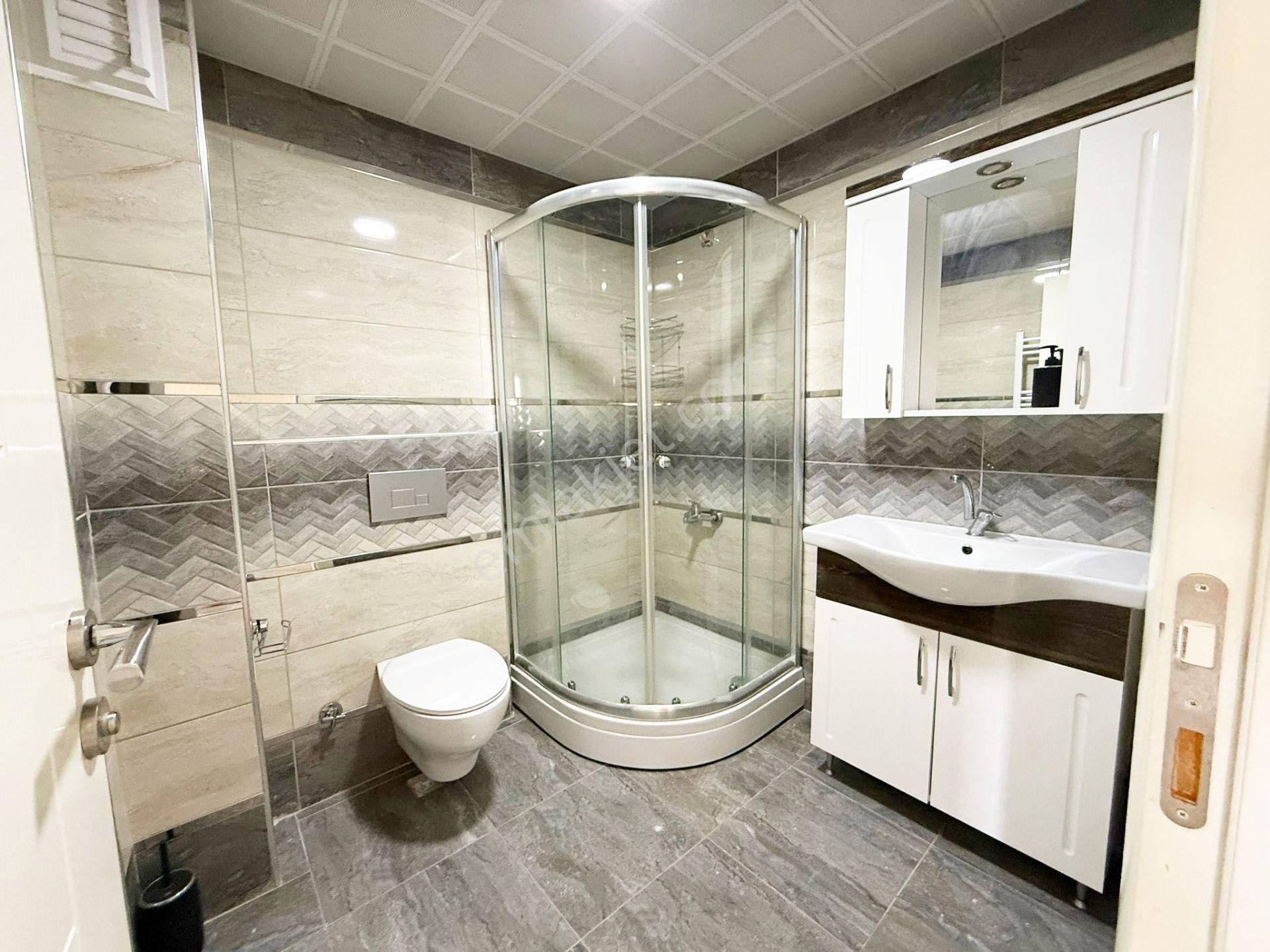 Etlik'te Üst Segment 4+1 Modern Tasarımlı Daire - Görsel 9