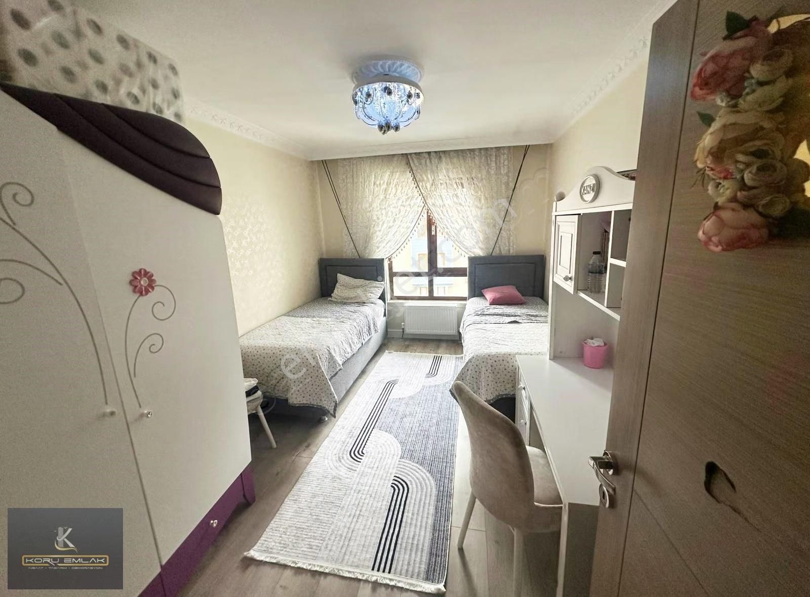 Fırsat Dairesi Site İçi Yüksek Katta Full + Full Yapılı Geniş M2 - Görsel 25