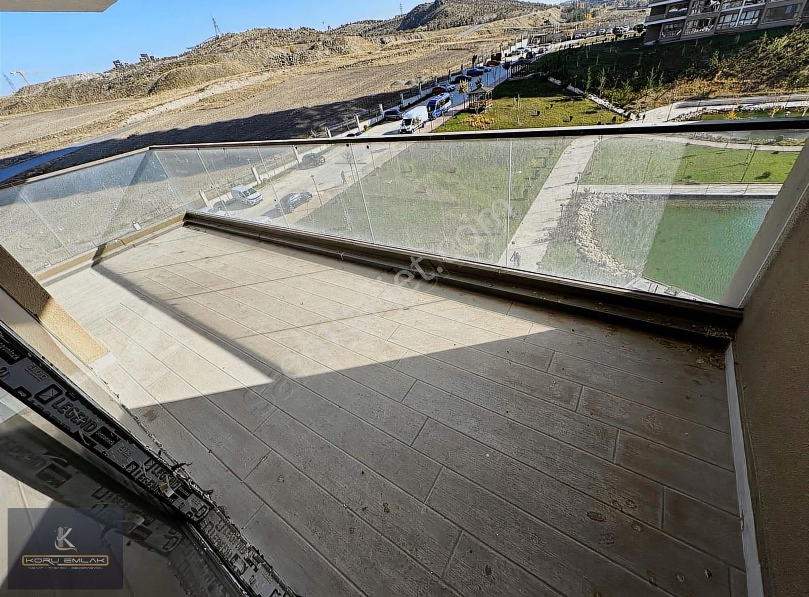 Ovacık'ta Göl Manzaralı Ödüllü Projede Şık 4+1 Daire - Görsel 5