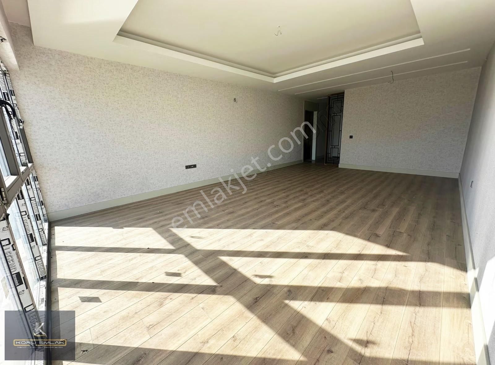 Ovacık'ta Göl Manzaralı Ödüllü Projede Şık 4+1 Daire - Görsel 10