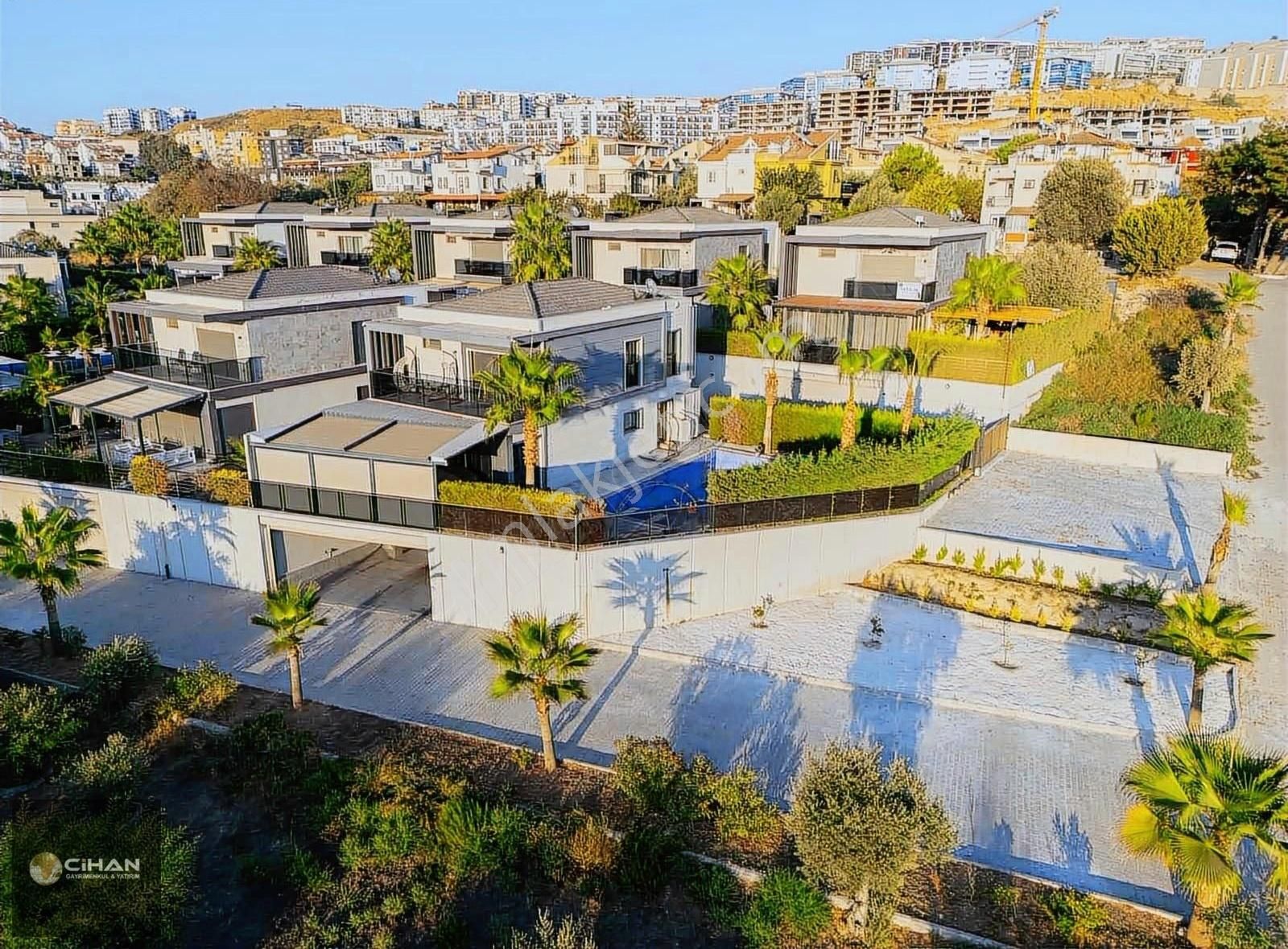 Kuşadası Kadınlar Denizinde Satılık Yazlık Villa - Görsel 3