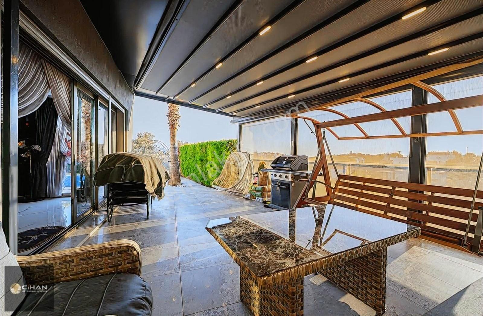 Kuşadası Kadınlar Denizinde Satılık Yazlık Villa - Görsel 14