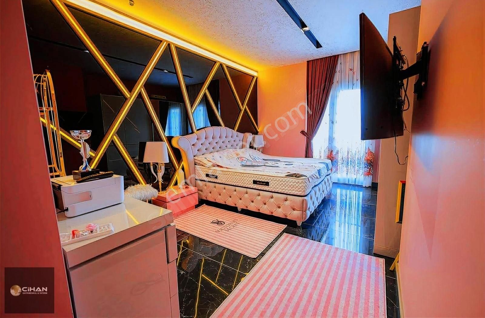 Kuşadası Kadınlar Denizinde Satılık Yazlık Villa - Görsel 15