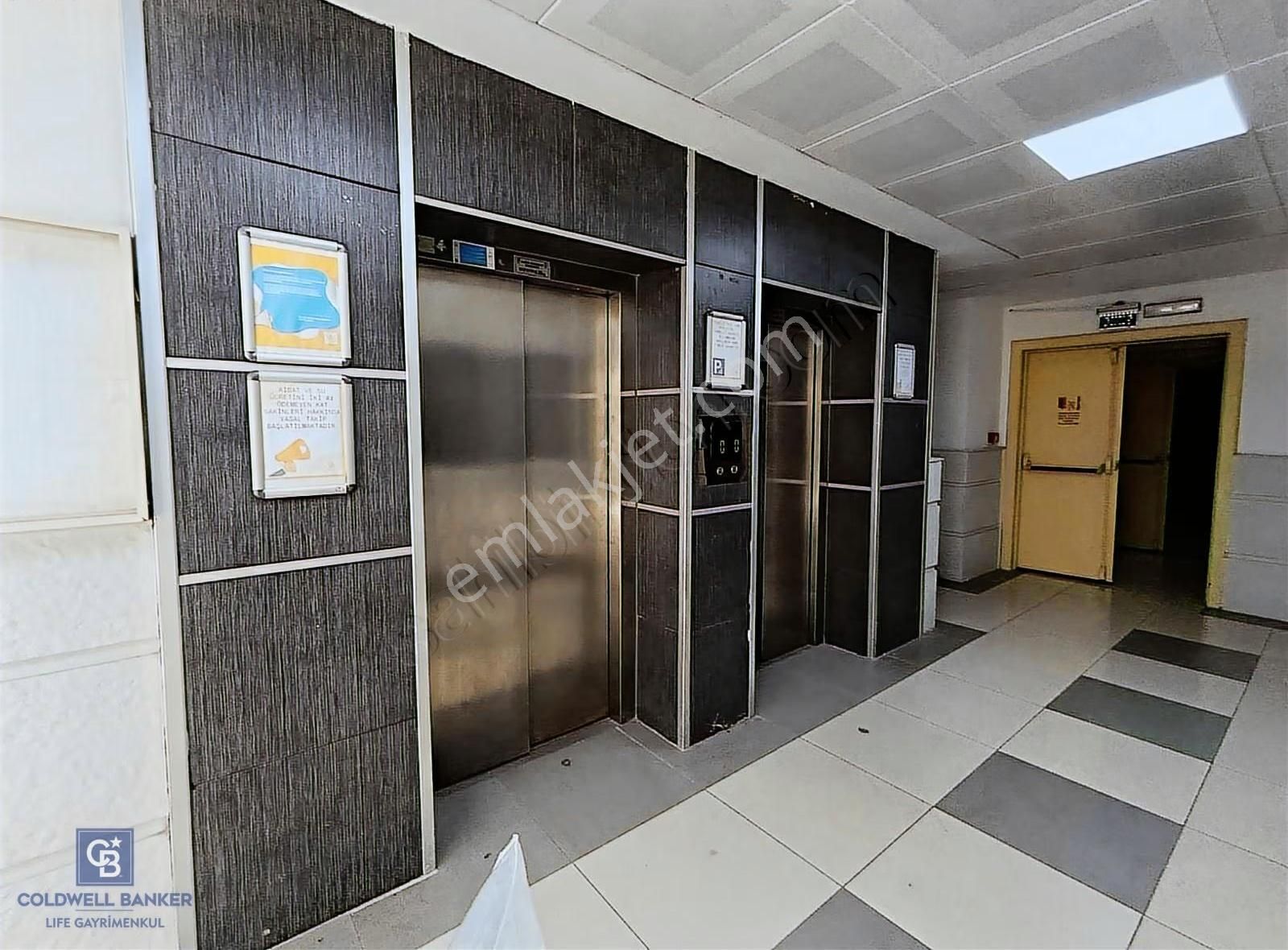 Emlak Konut Mavişehir Evlerinde Satılık 3+1 Daire - Görsel 23