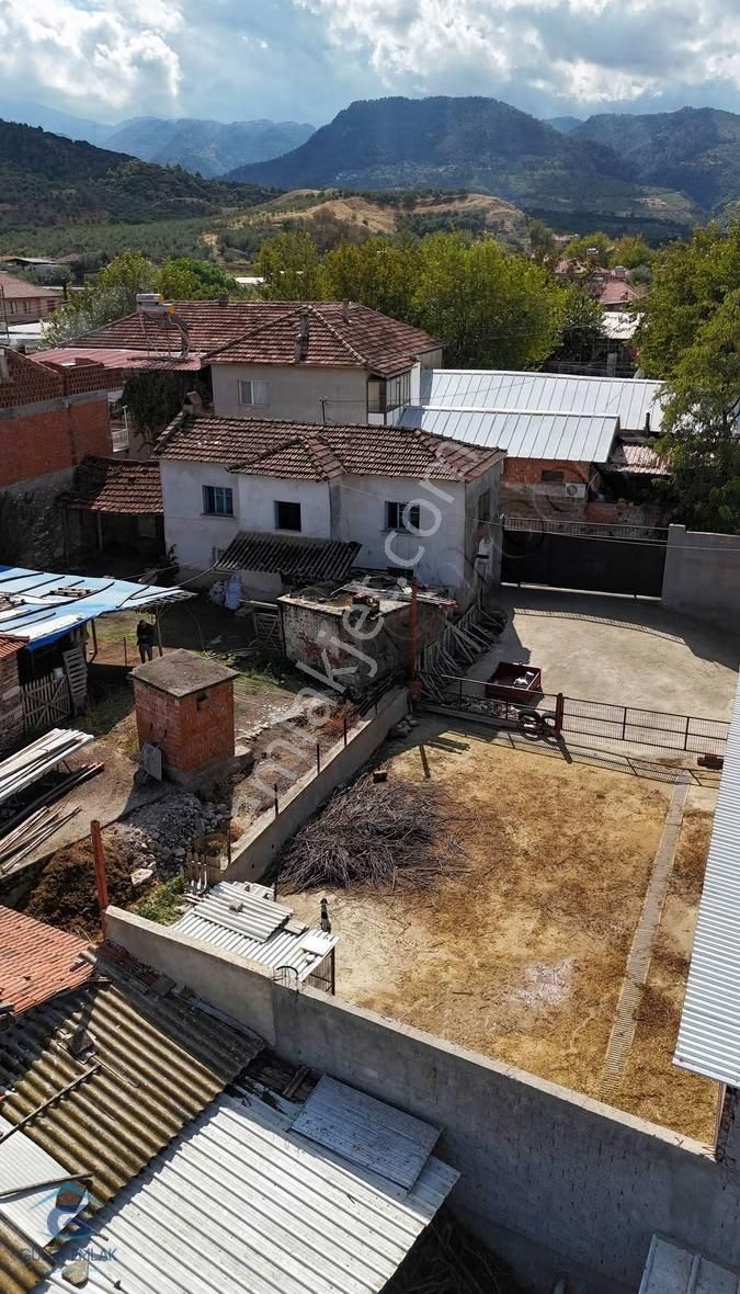 Salihli Sart Mahallesinde 900 M2 2 Tapulu Köy Evi Ve Hayvan Damı - Görsel 25