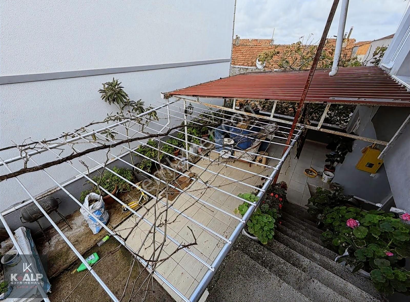 Gaziosmanpaşa Mahallesinde Satılık 155 M2'ye Kurulu 3 Katlı Bina - Görsel 5