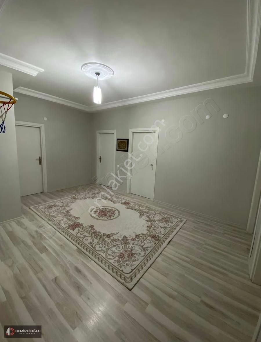 Mevlana Mah. / Kombili / 3+1 / 155 M2 / Fırsat Dairesi - Görsel 5