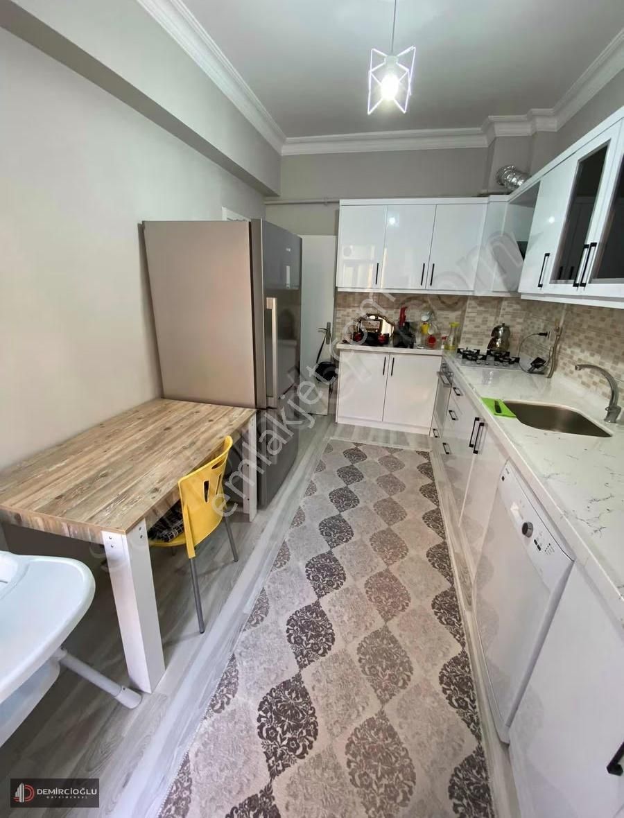 Mevlana Mah. / Kombili / 3+1 / 155 M2 / Fırsat Dairesi - Görsel 11