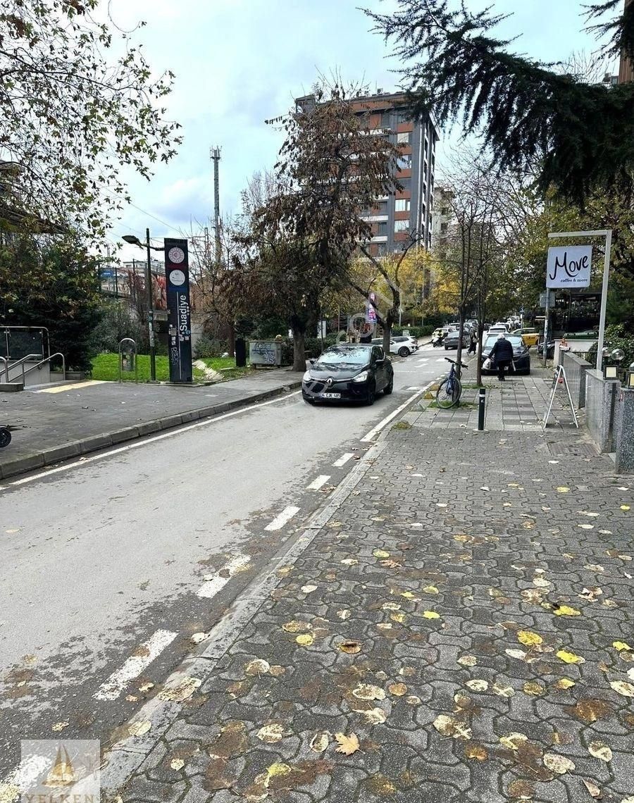 Suadiye'de Zara'ya Yakın 2+1 Balkonlu Genç Bina - Görsel 11