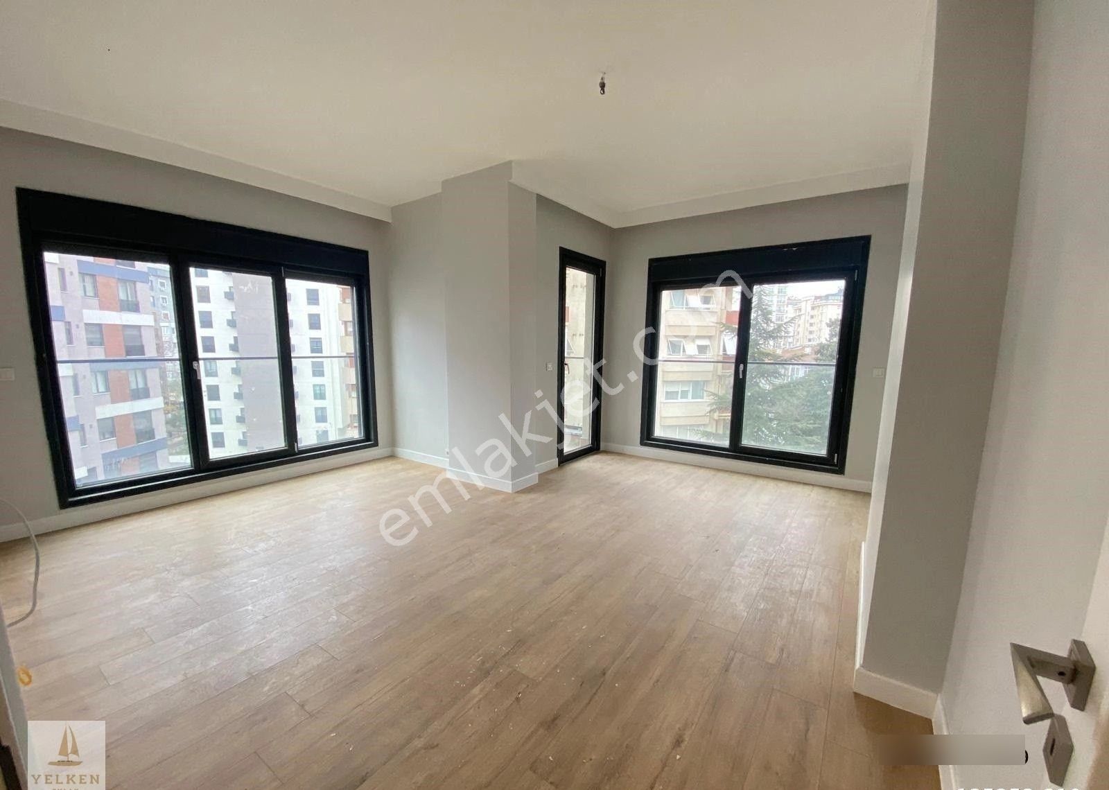 Feneryolu 26 Mart Parkında Balkonlu Ebeveyn Banyolu Sıfır - Görsel 2