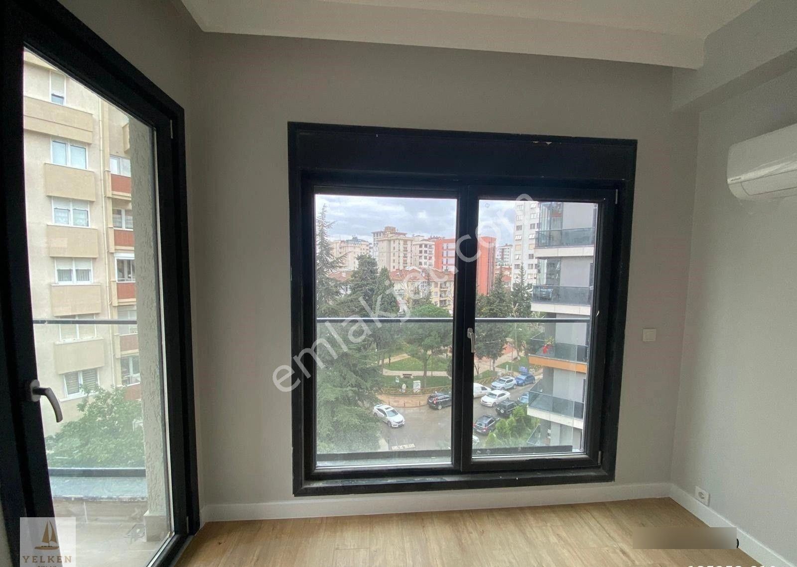 Feneryolu 26 Mart Parkında Balkonlu Ebeveyn Banyolu Sıfır - Görsel 12