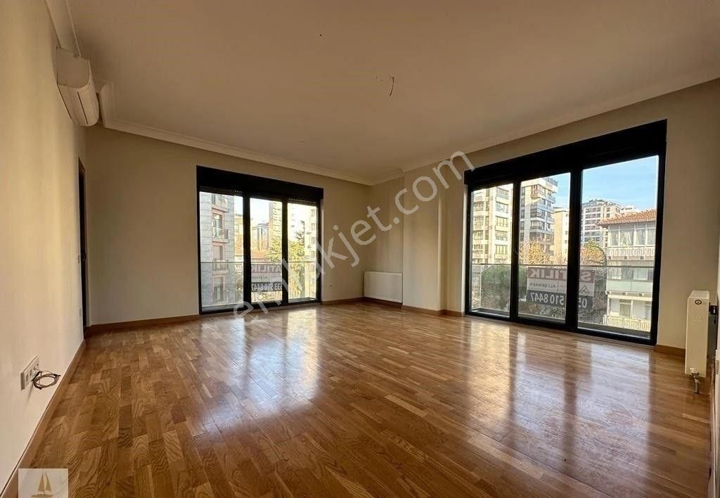 Suadiye Zarada 3+1 Ebeveynli Balkonlu Ultra Lüks Yeni Bina - Görsel 12