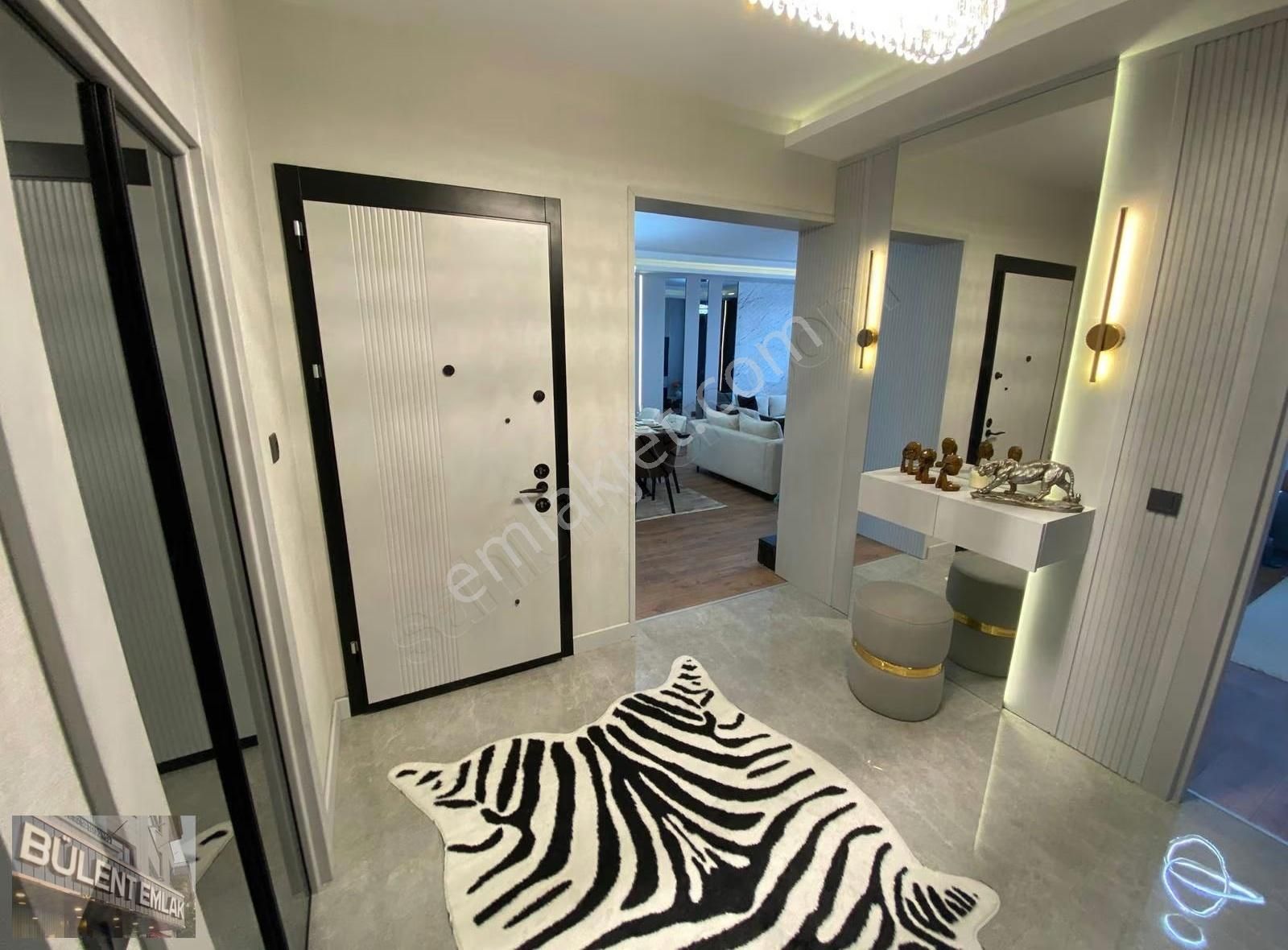 Bülent Emlaktan Ovacıkta Süperlüx Yapılı 5+1 Site Dairesi - Görsel 16