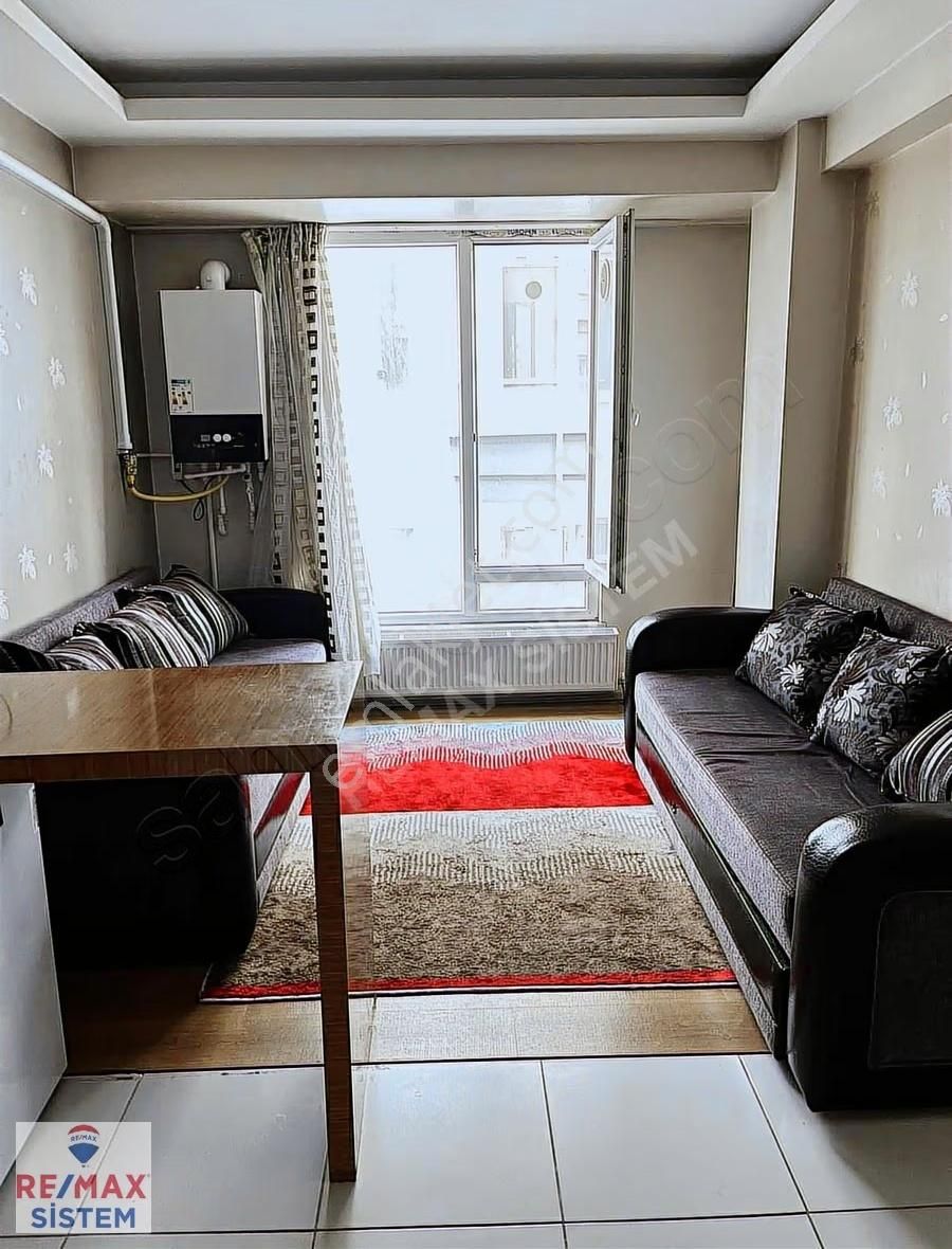 Erenler Mahallesi 1+1 Masrafsız Hazır Kiracılı Satılık Daire - Görsel 4