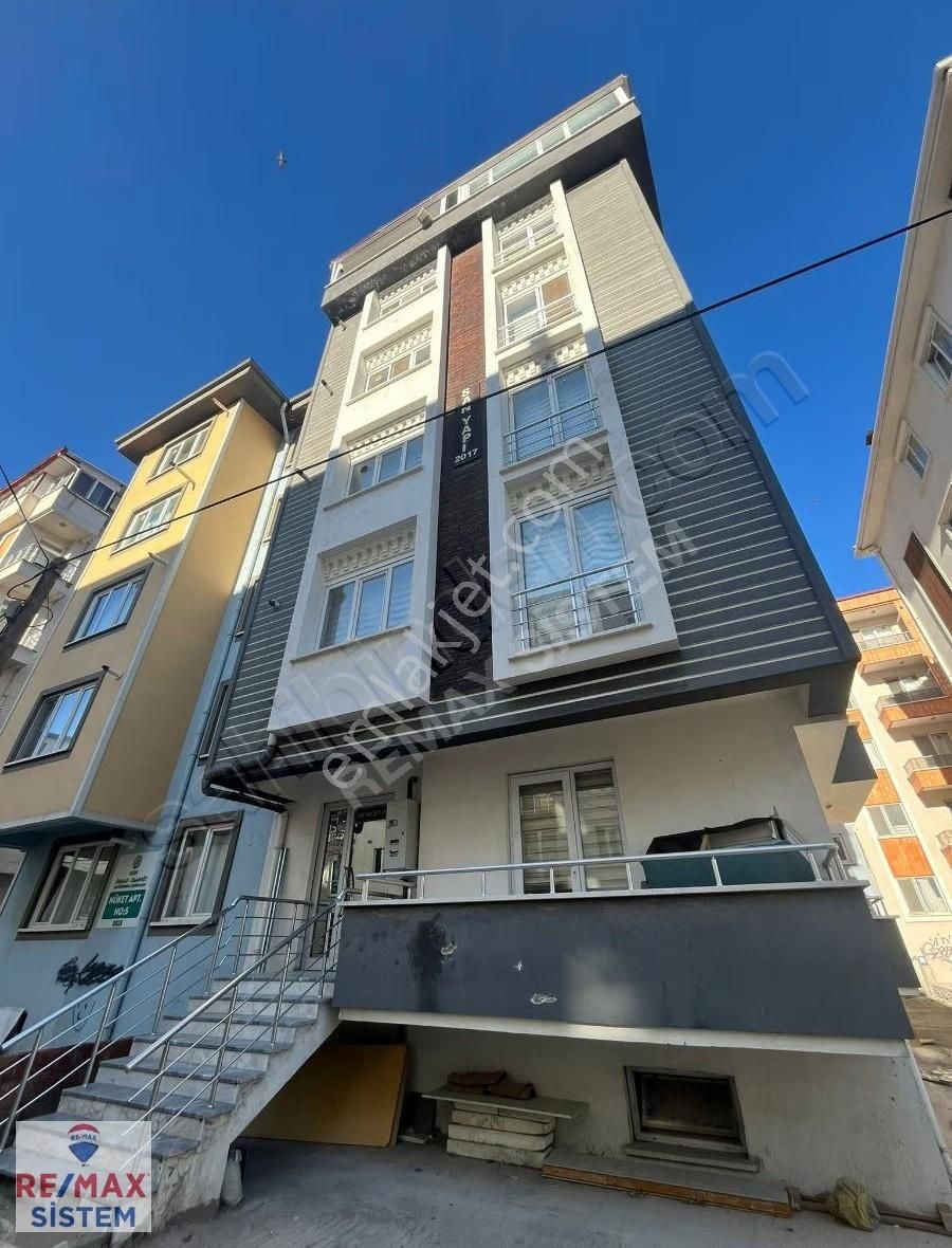 *erenler'de Yüksek Kira Getirili,eşyalı Satılık 2+1 Daire* - Görsel 5