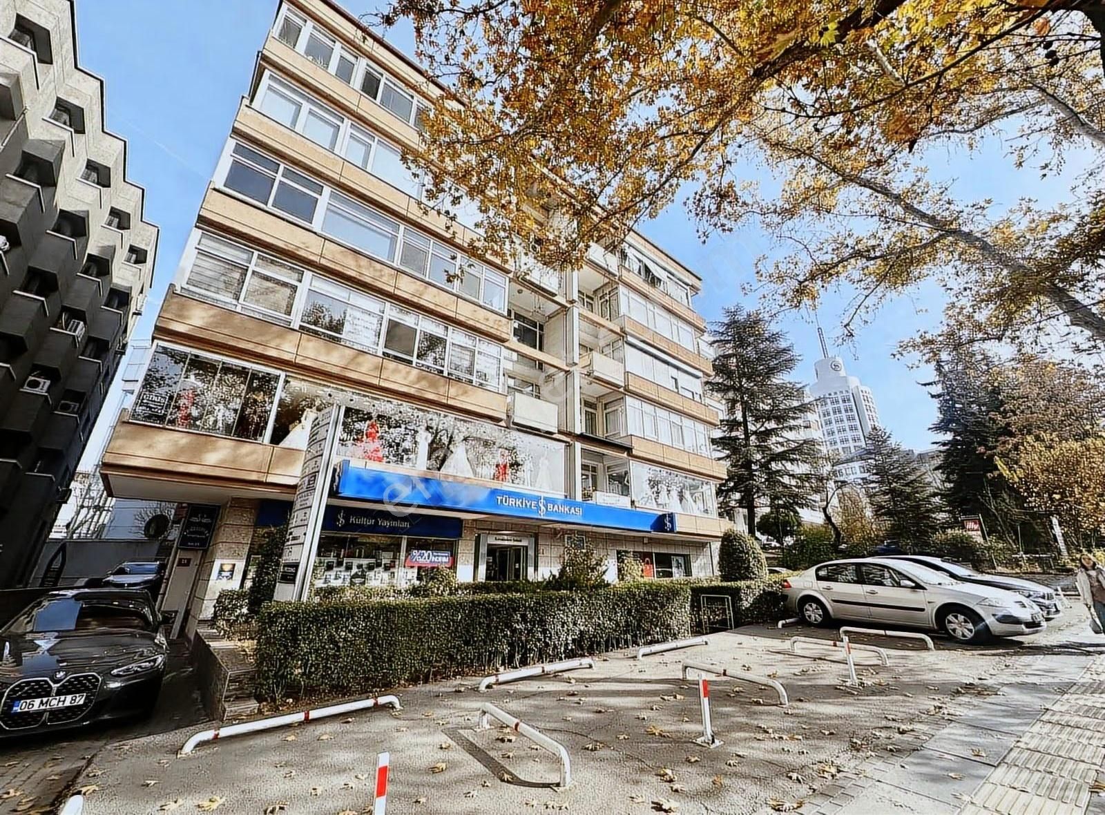 Çankaya İran Cad. Kuğulu Park Karşısı Kiralık Ara Kat Daire - Görsel 9