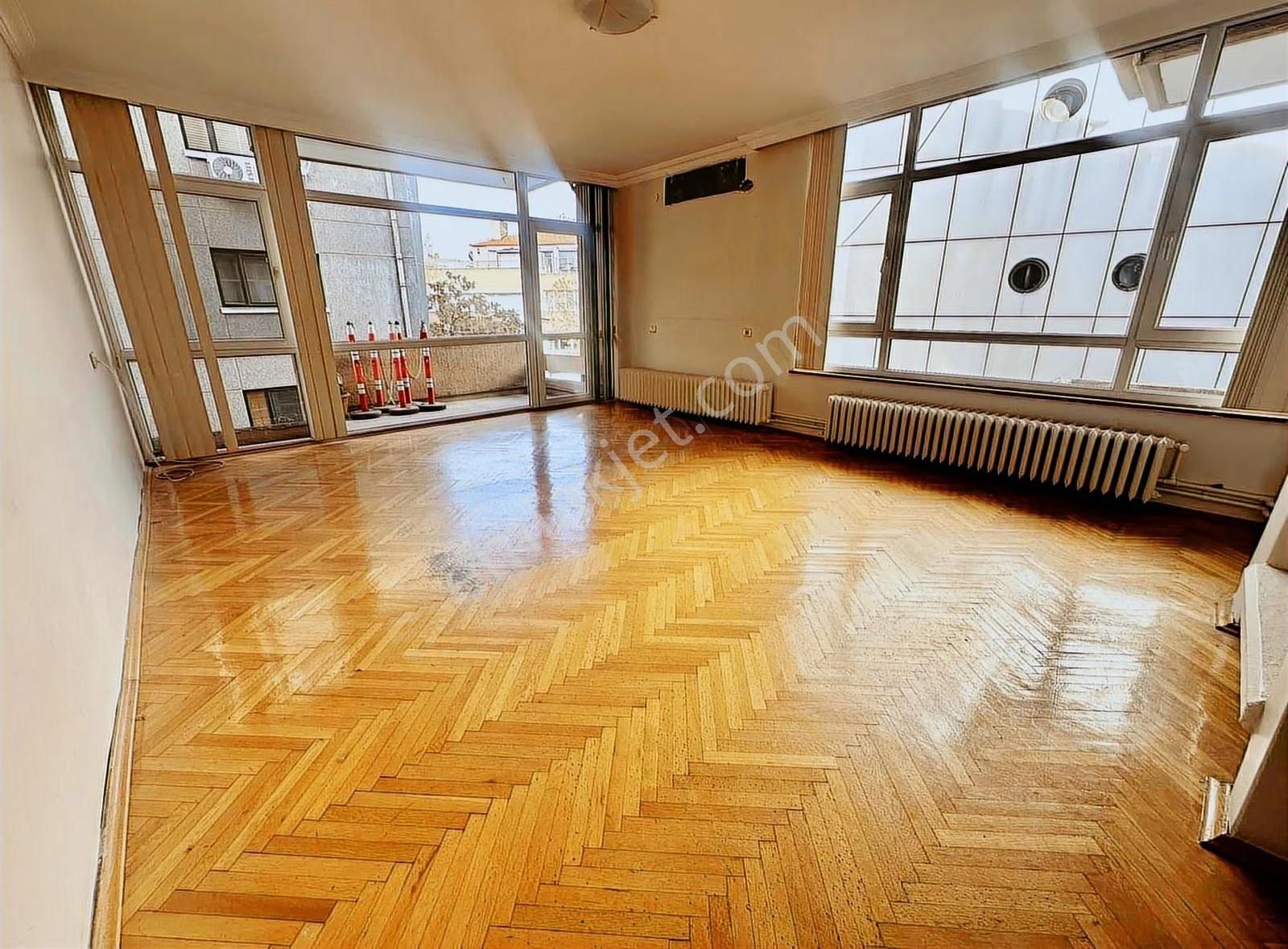 Çankaya İran Cad. Kuğulu Park Karşısı Kiralık Ara Kat Daire - Görsel 10