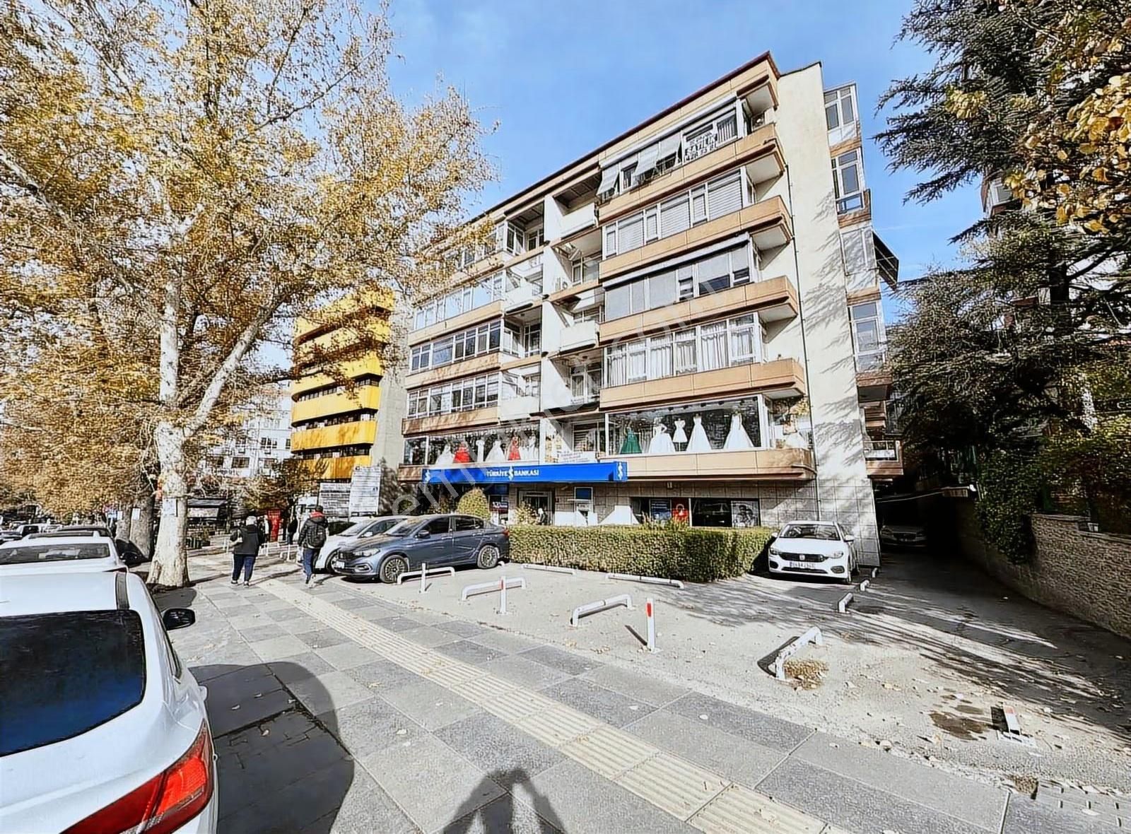 Çankaya İran Cad. Kuğulu Park Karşısı Kiralık Ara Kat Daire - Görsel 22