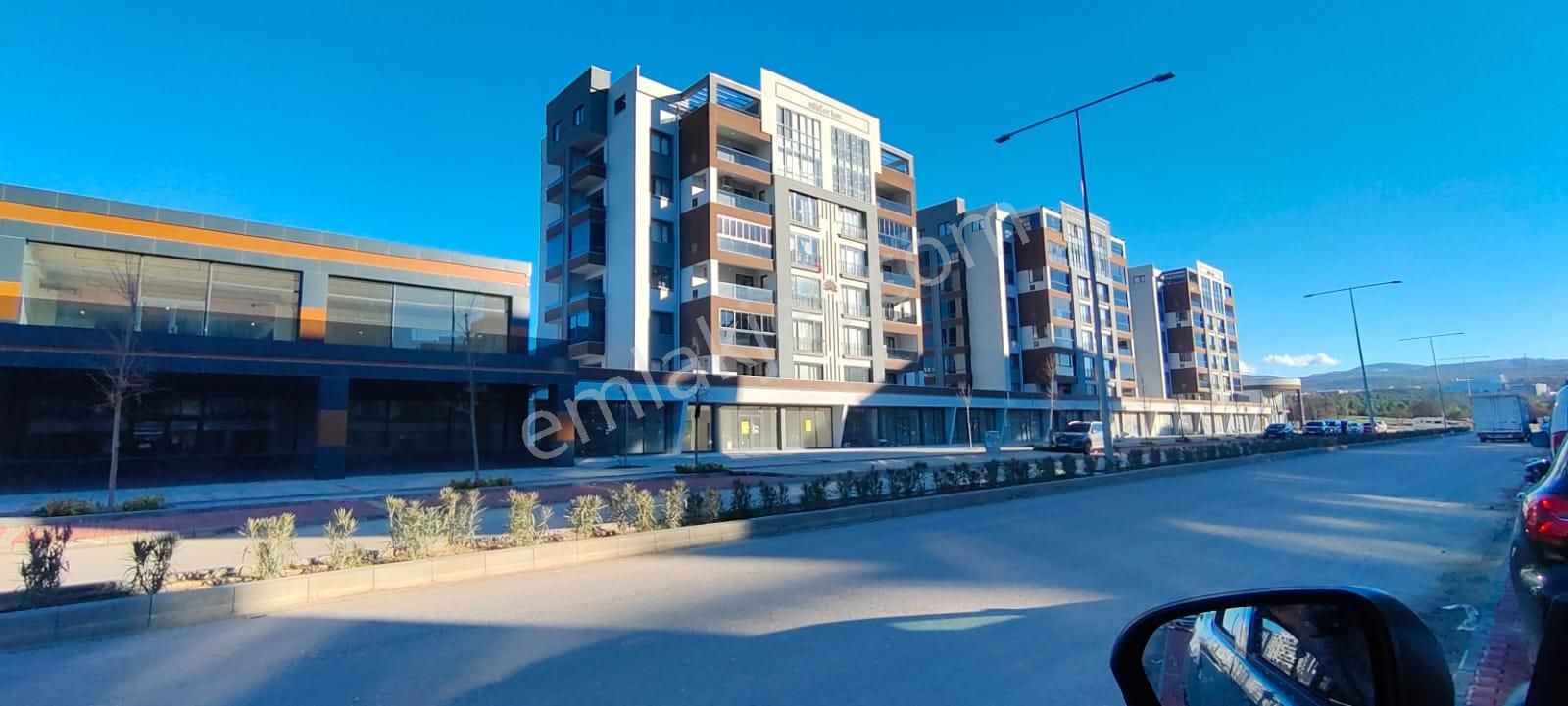 Nilüfer Balkan Mahallesi Bulvar Cepheli Avm Yanı Kiralık Dükkan - Görsel 3