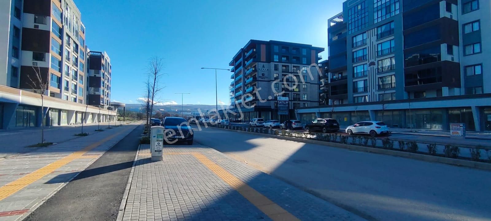 Nilüfer Balkan Mahallesi Bulvar Cepheli Avm Yanı Kiralık Dükkan - Görsel 4