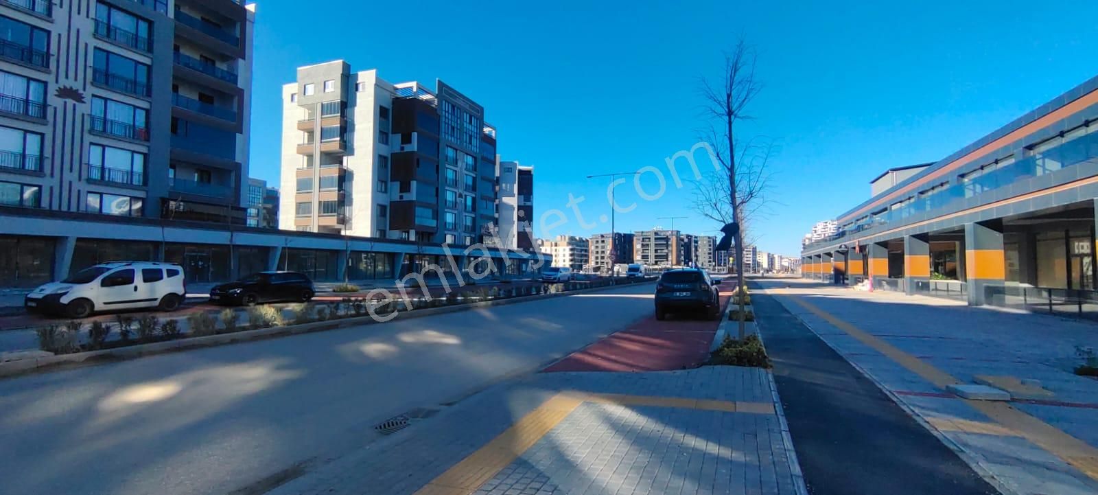 Nilüfer Balkan Mahallesi Bulvar Cepheli Avm Yanı Kiralık Dükkan - Görsel 8