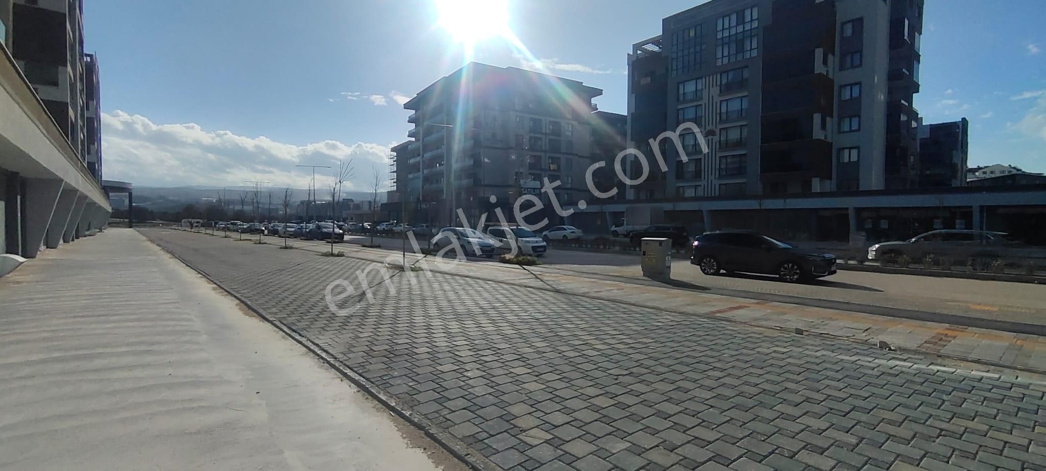 Nilüfer Balkan Mahallesi Bulvar Cepheli Avm Yanı Kiralık Dükkan - Görsel 21