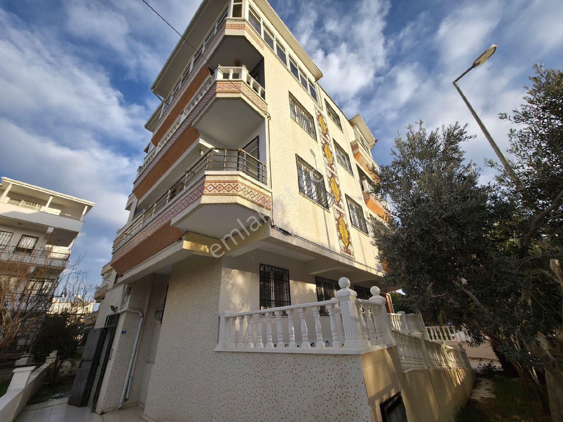 Didim Çamlık Mah. Özel Girişli , Havuzlu Katta Tek 3+1 Eşyalı - Görsel 26