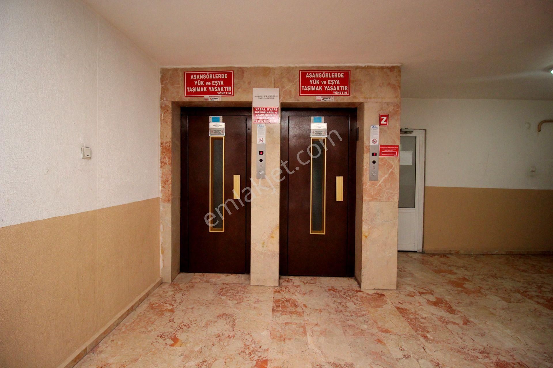 Emre Emlak'tan Oğuzlar'da Site İçi Yapılı Asansörlü Arakat Satılık 3+1 Daire - Görsel 27