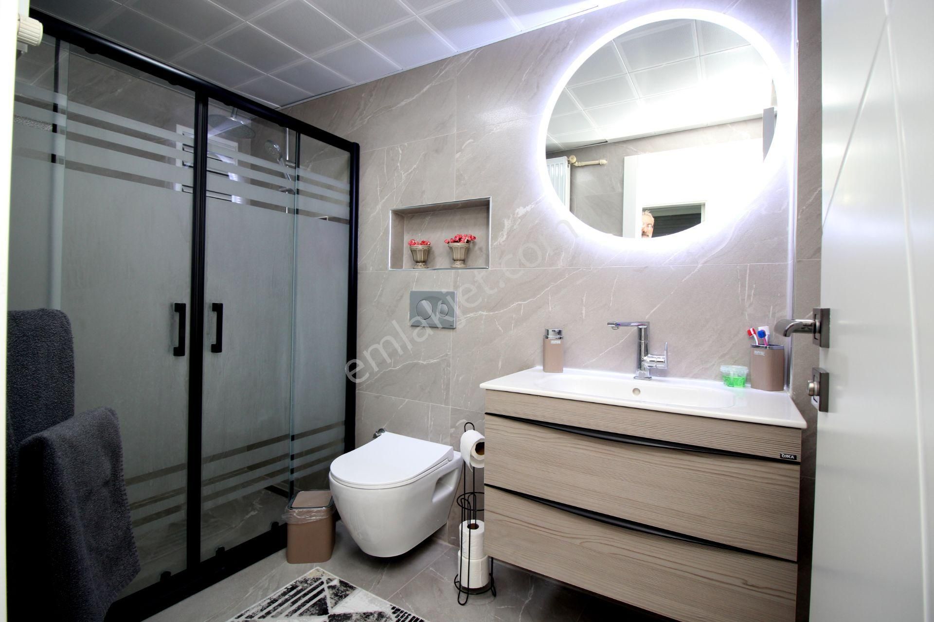 Emre Emlak'tan Oğuzlar'da Site İçi Yapılı Asansörlü Arakat Satılık 3+1 Daire - Görsel 18