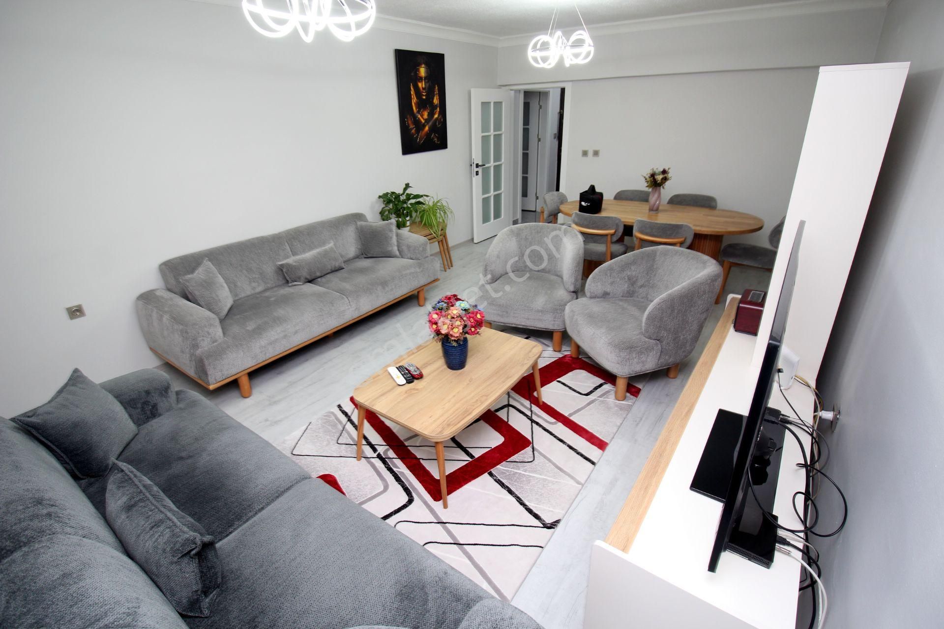 Emre Emlak'tan Oğuzlar'da Site İçi Yapılı Asansörlü Arakat Satılık 3+1 Daire - Görsel 13