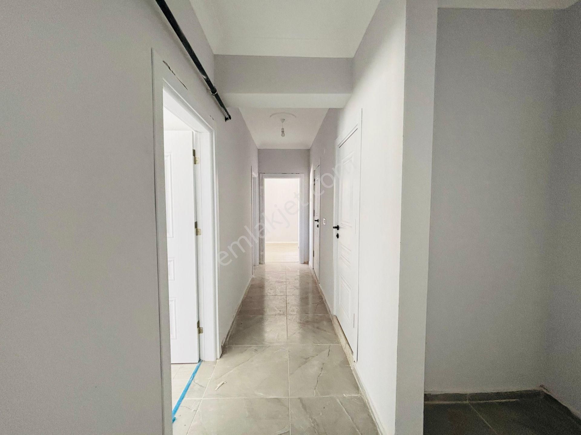 Güven'den İstasyonda Butik Sitede Kap. Otoparklı Fırsat 2+1daire - Görsel 11