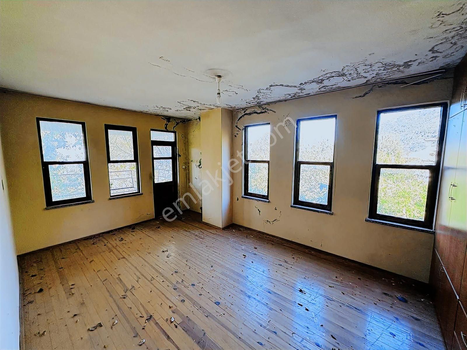 Emlakparktan Mahmutseydıde Manzaralı 425m2 Tarla Ve Ikı Kat Ev - Görsel 10