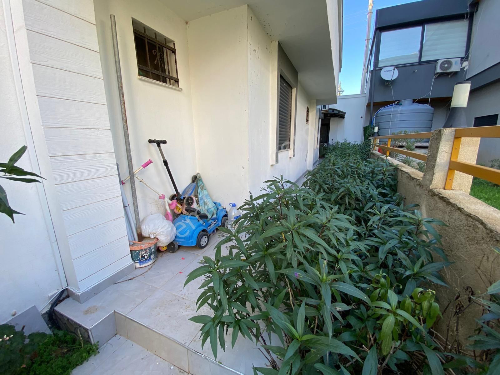 Seferihisar Ürkmez Merkez De Satılık 1+1 Yazlık Daire - Görsel 11