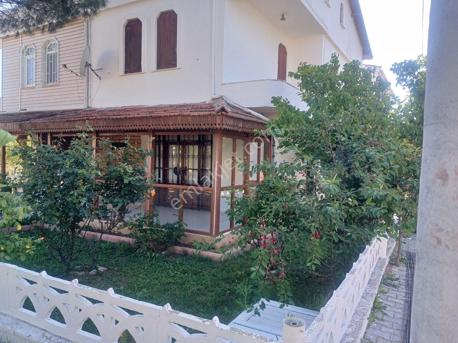 Tekirdağ Yeniçiftlik Satılık Müstakil