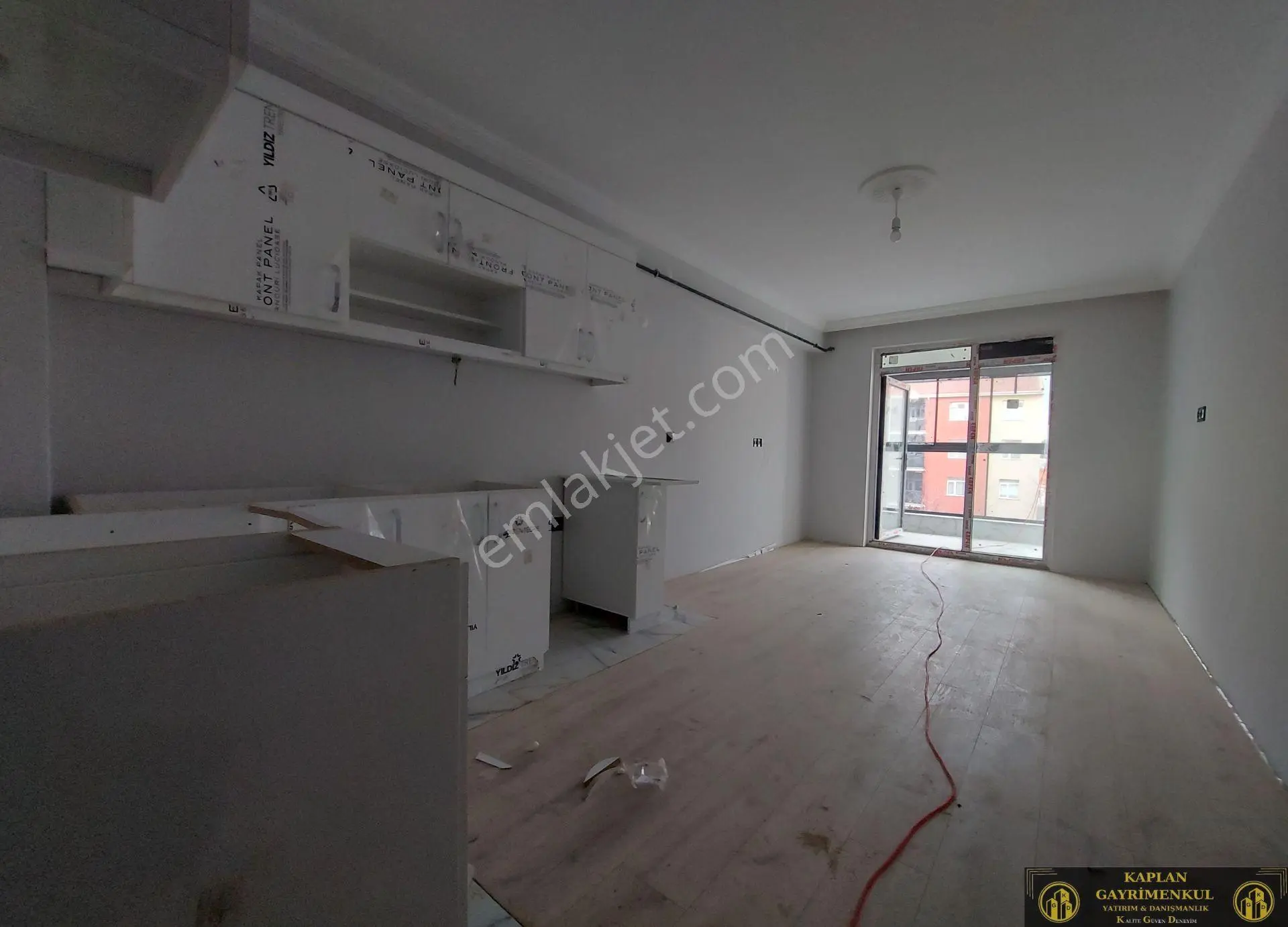 Kaplan Gayrimenkul’den Emek Mah. Dilek Tepe Yakını 1+1 55 M² Satılık Daire