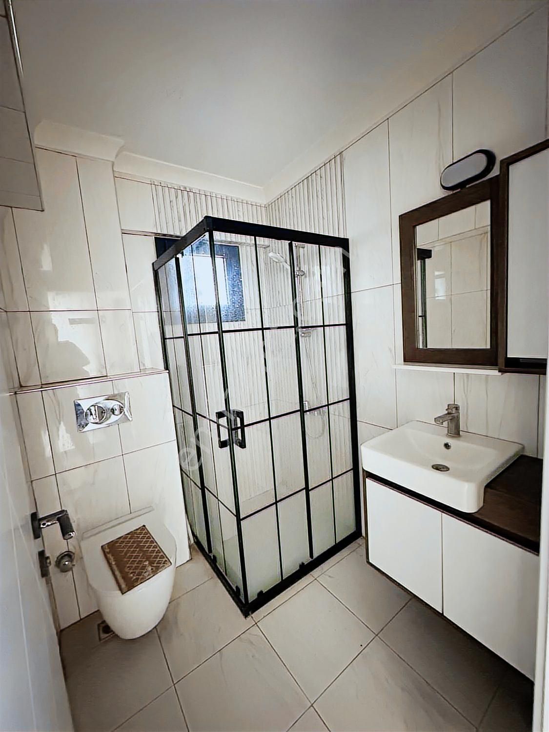 Didim Yeni Mahalle'de Merkezi Konumda Ara Kat Ön Cephe 2+1 Daire - Görsel 20