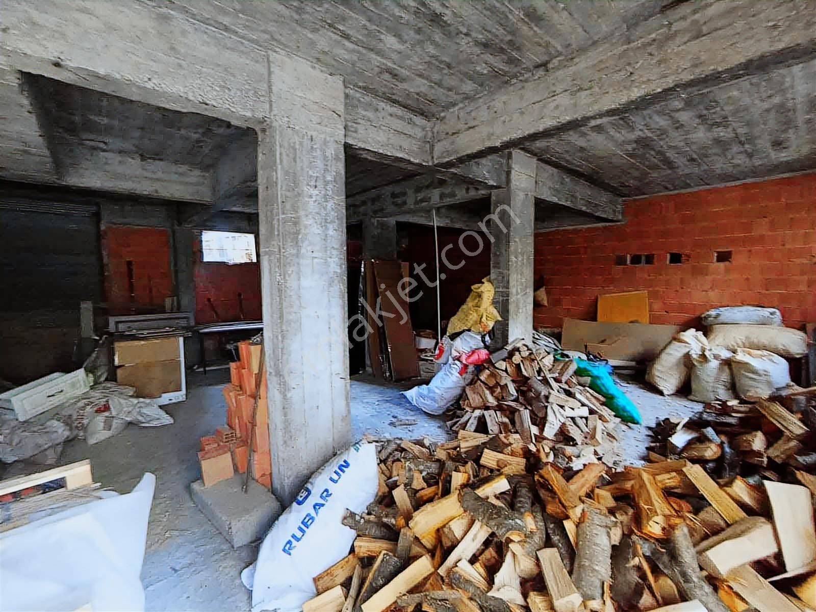 Trabzon Pelitlide Kiralık Dükkan - Görsel 5