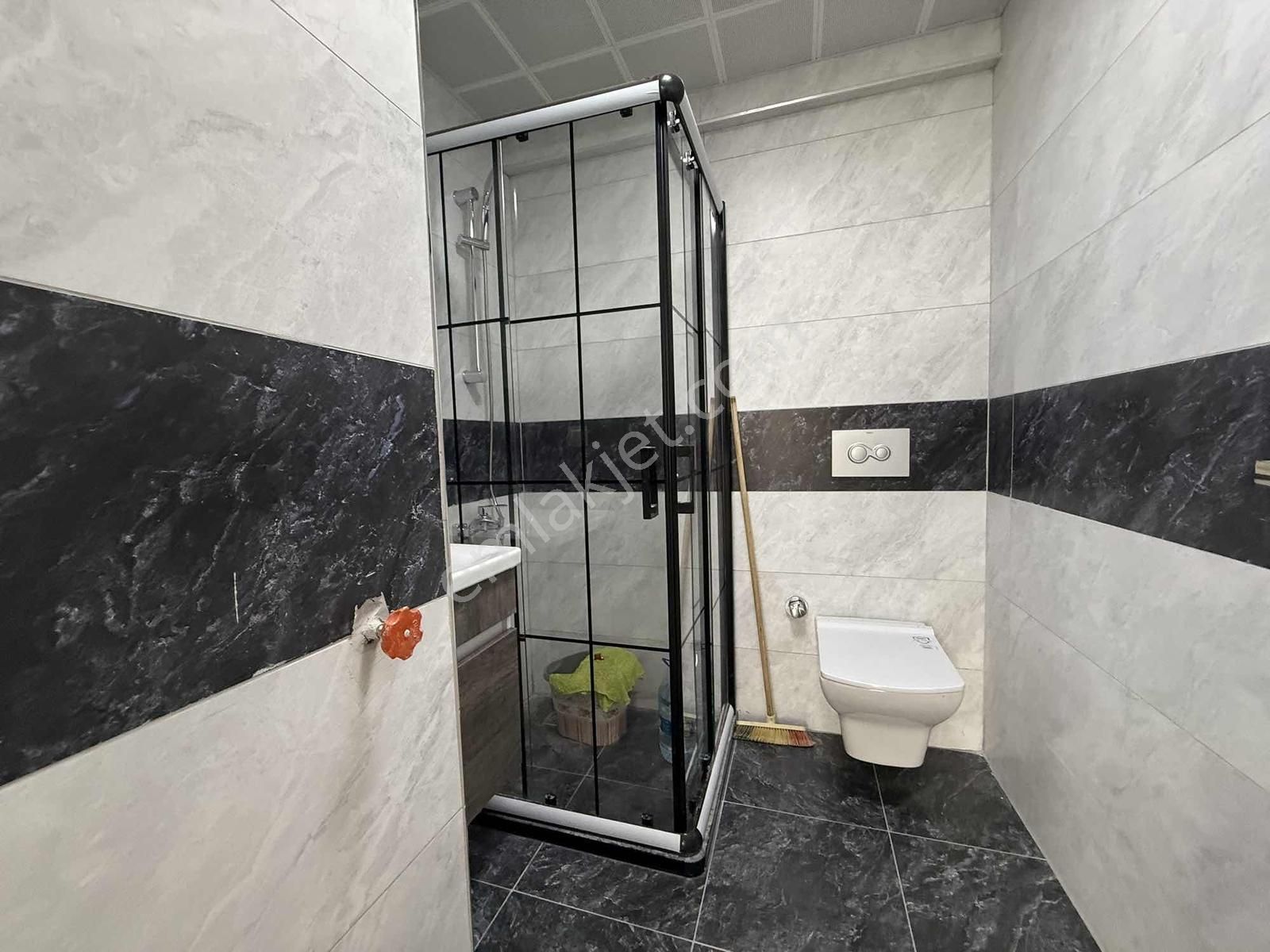 Alaçatı'dan Ara Katta/hemen Oturum/geniş Balkonlu Eşyalı 2+1 - Görsel 14