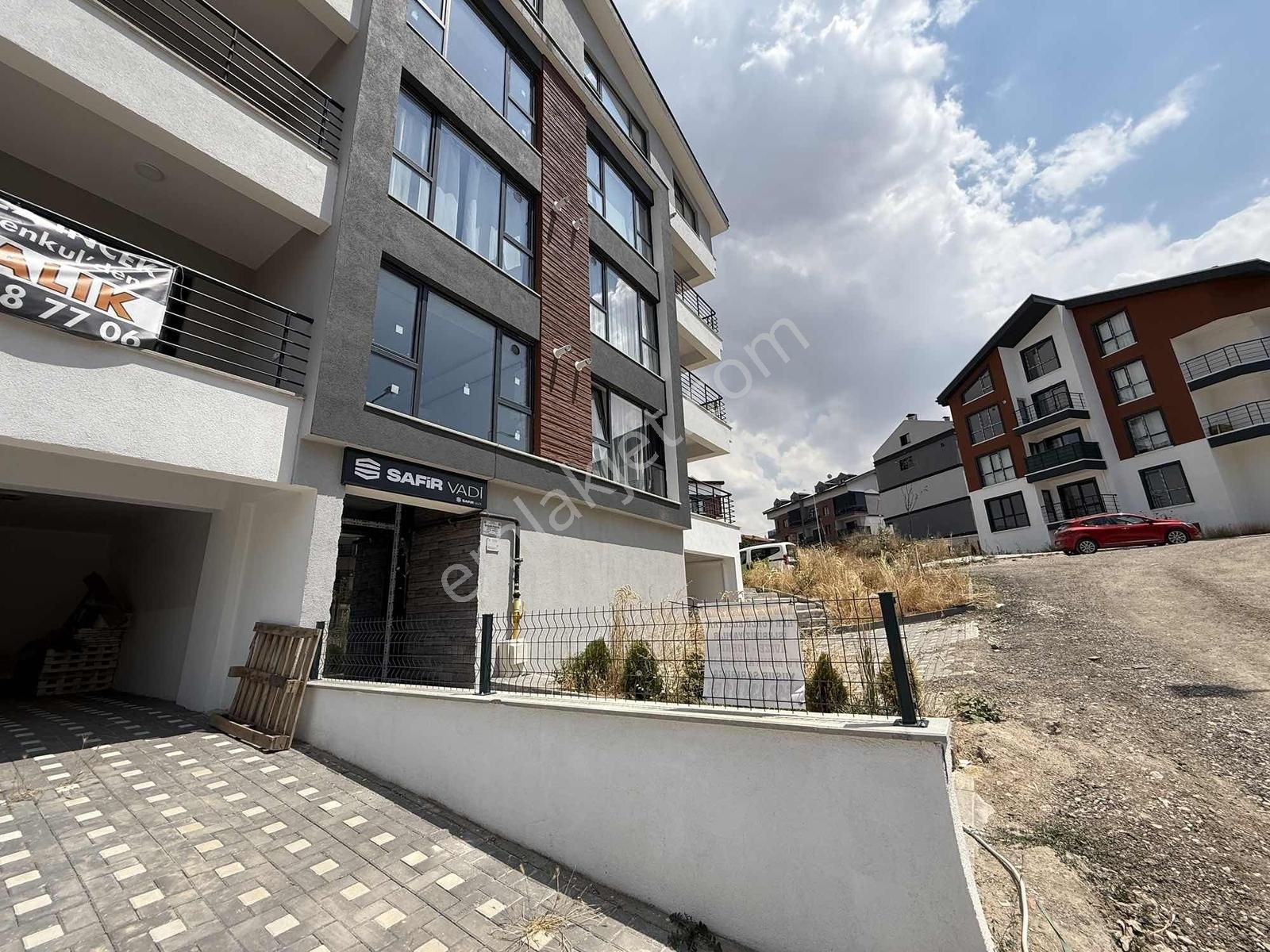 Alaçatı'dan Ara Katta/hemen Oturum/geniş Balkonlu Eşyalı 2+1 - Görsel 24