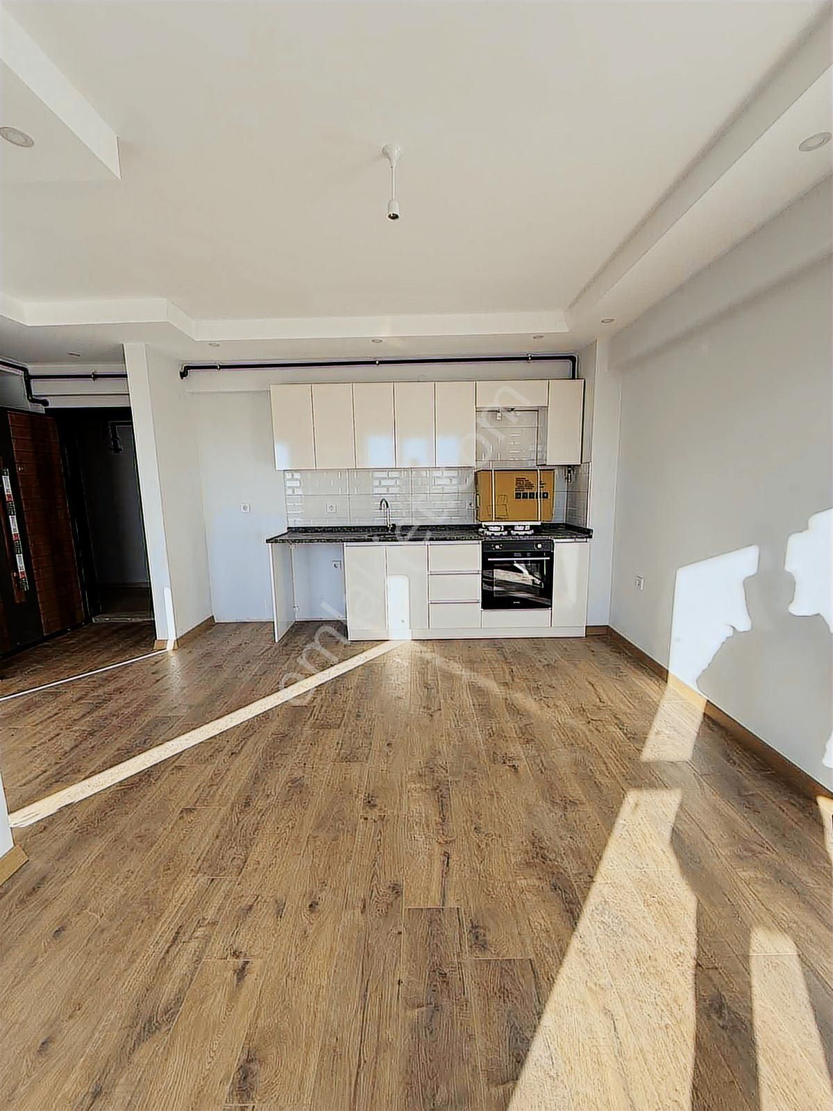 Akkaya İnşaattan Hatipte Geniş Balkon 3lü Ankastre Son 1+1 !!